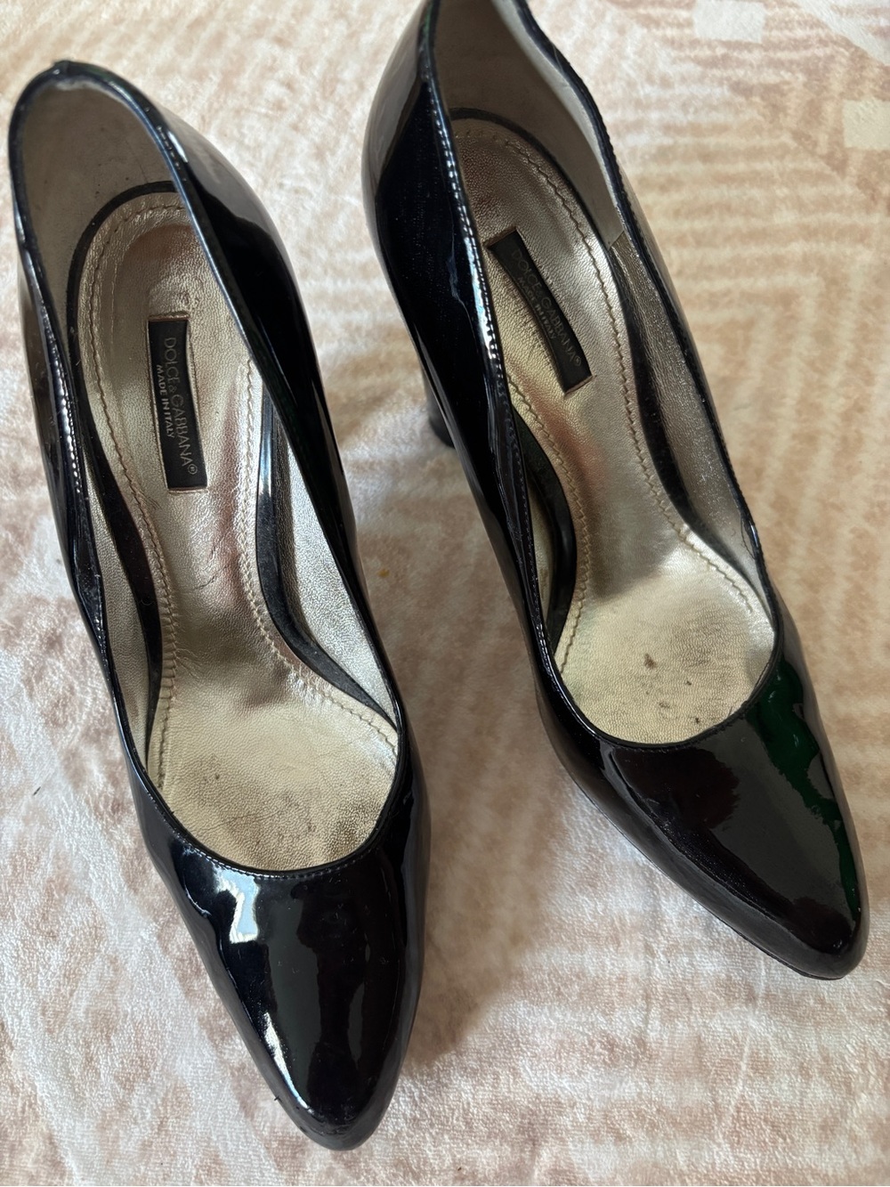 Dolce & Gabbana Black Patent Pointed-Toe Heels